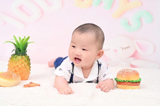无锡宝宝在妈妈肚子里
